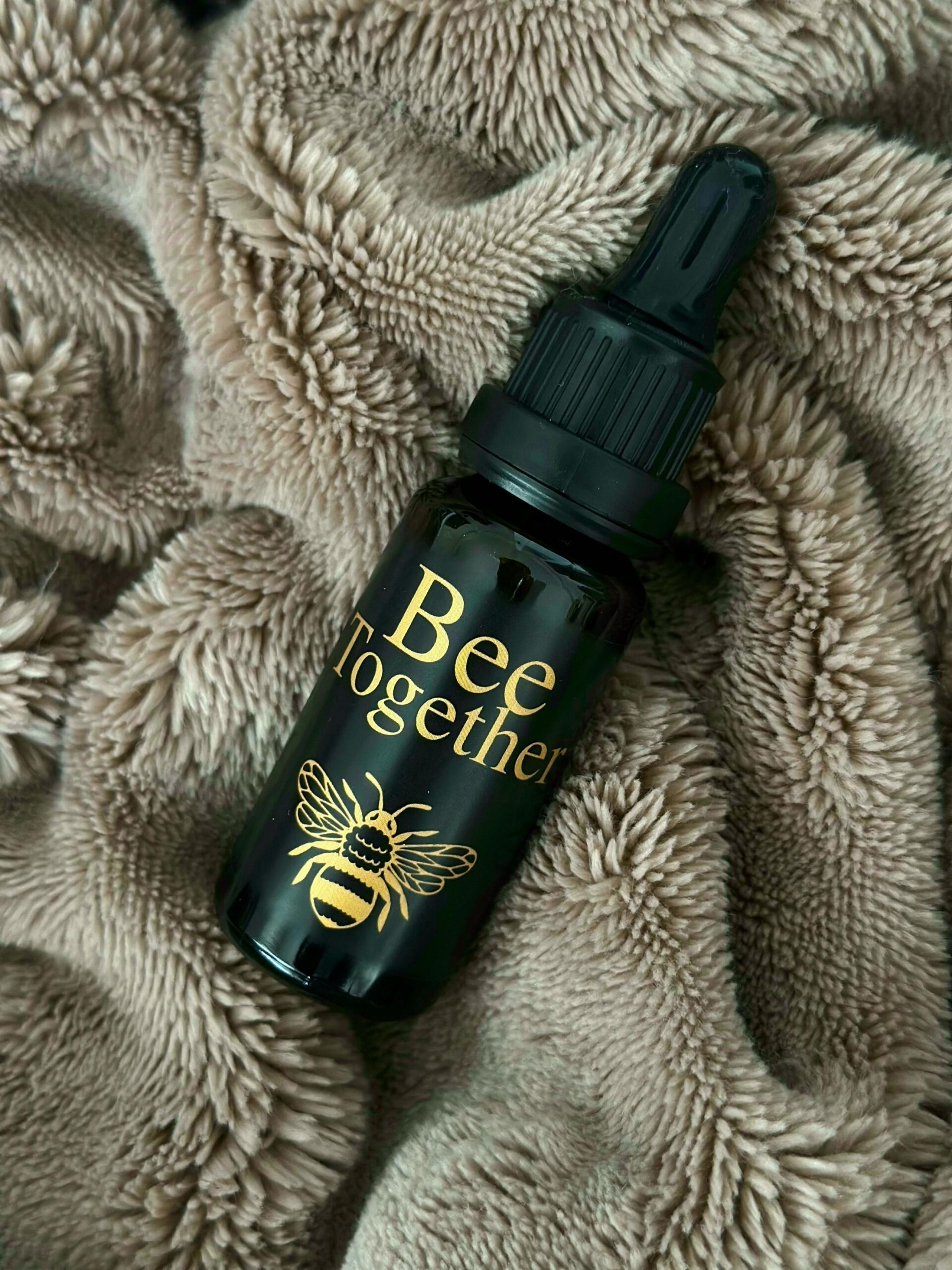 Bee Together Farm doğal arı ürünleri-
Propolis